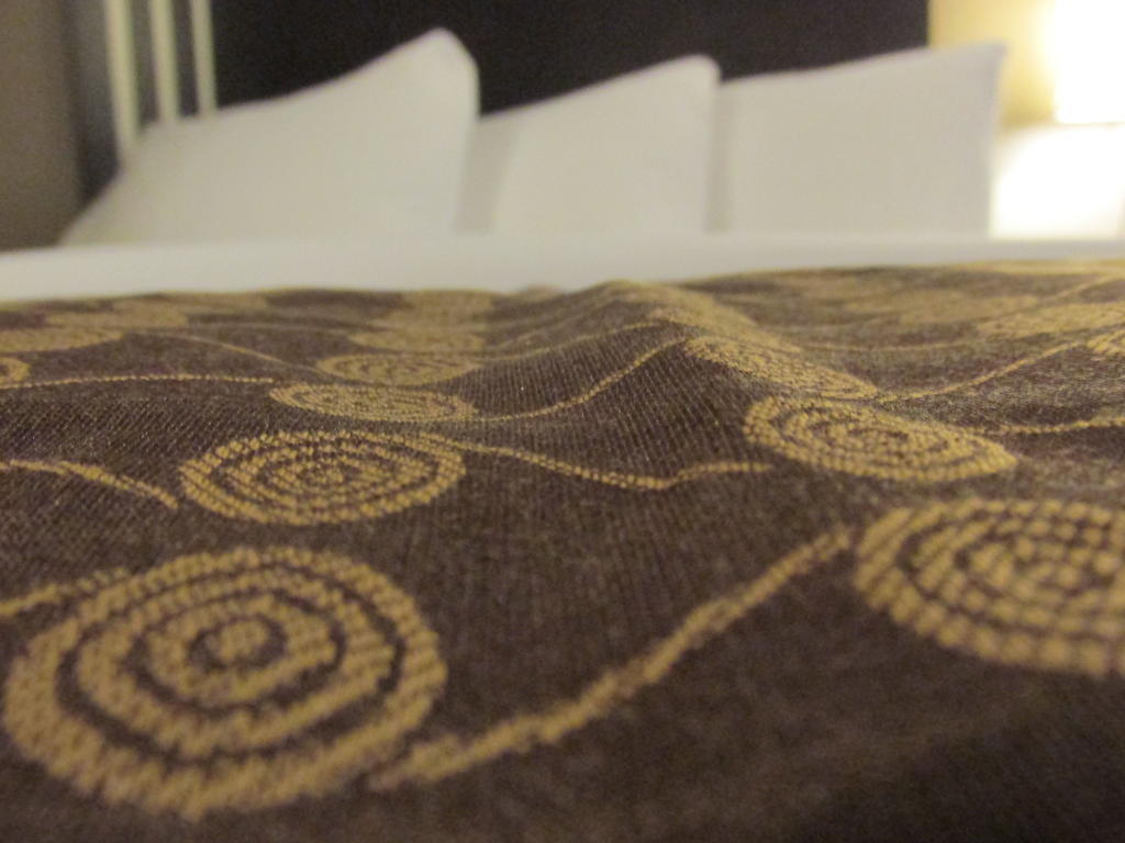 Sigma Inn & Suites Melville Quarto foto